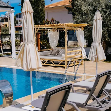 Luva Butik Hostal *